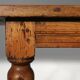 Table à manger française en chêne du XVIIIe siècle
