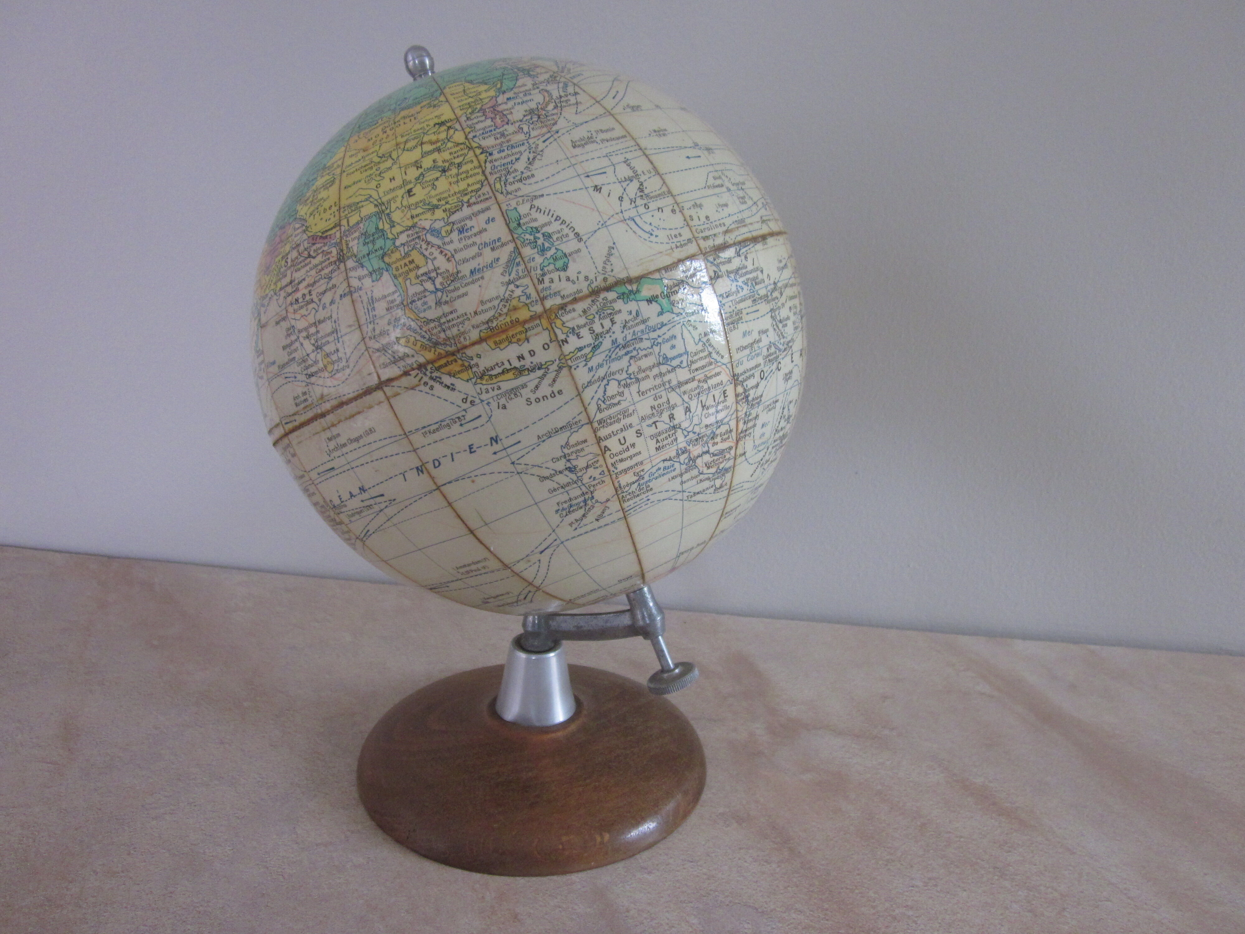 Mappemonde des années 30-40