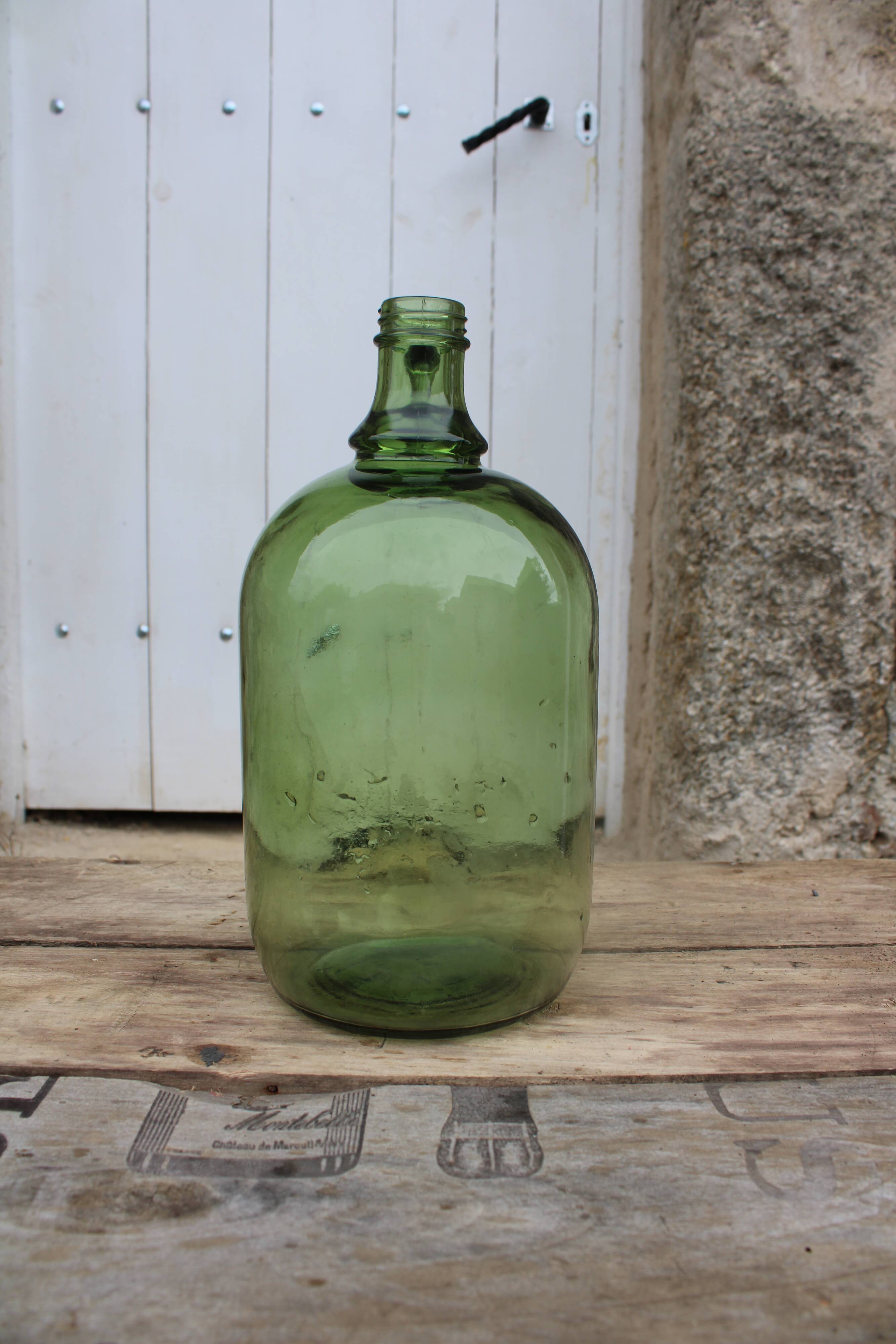 Demijohn 2 liters green bottle