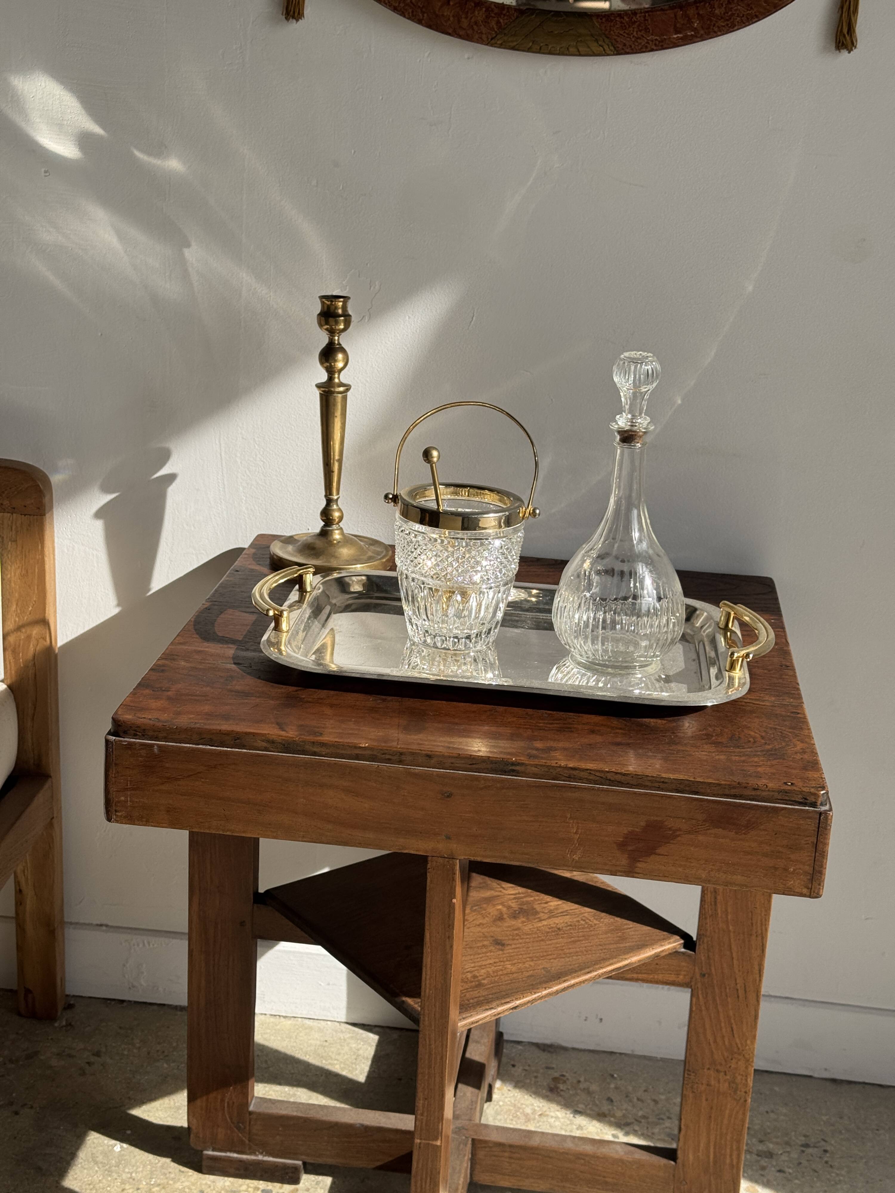 Small oval Art Deco mirror in brown and gold 33x54.