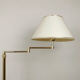 Articulated e-reader floor lamp