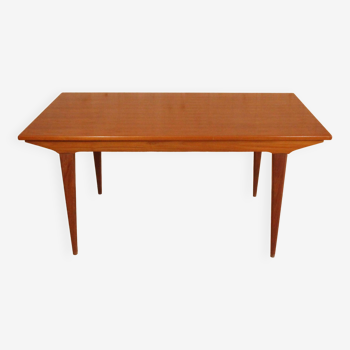 Rectangular teak table