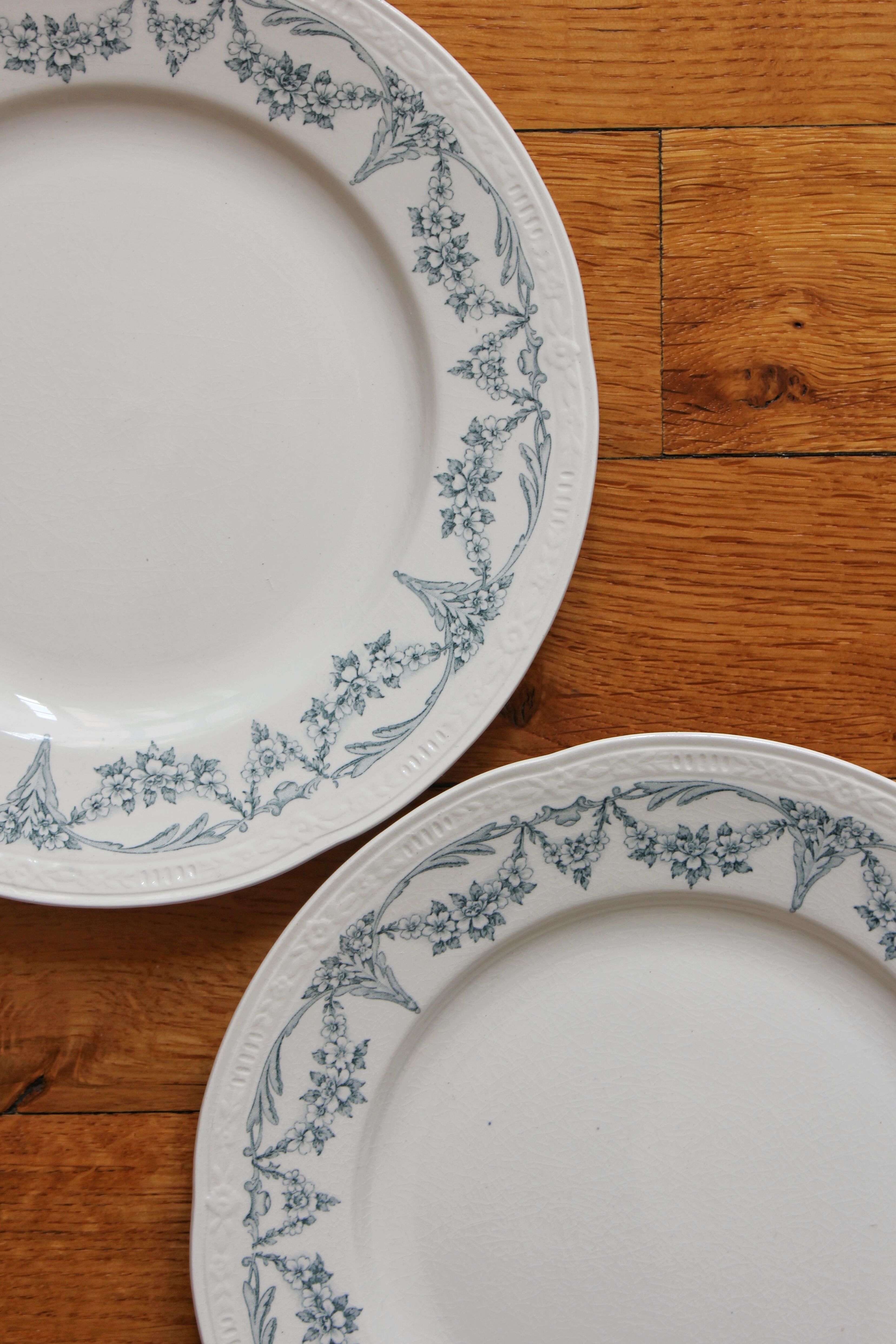 2 Louis XVI style ironstone dessert plates by U&C Sarreguemines