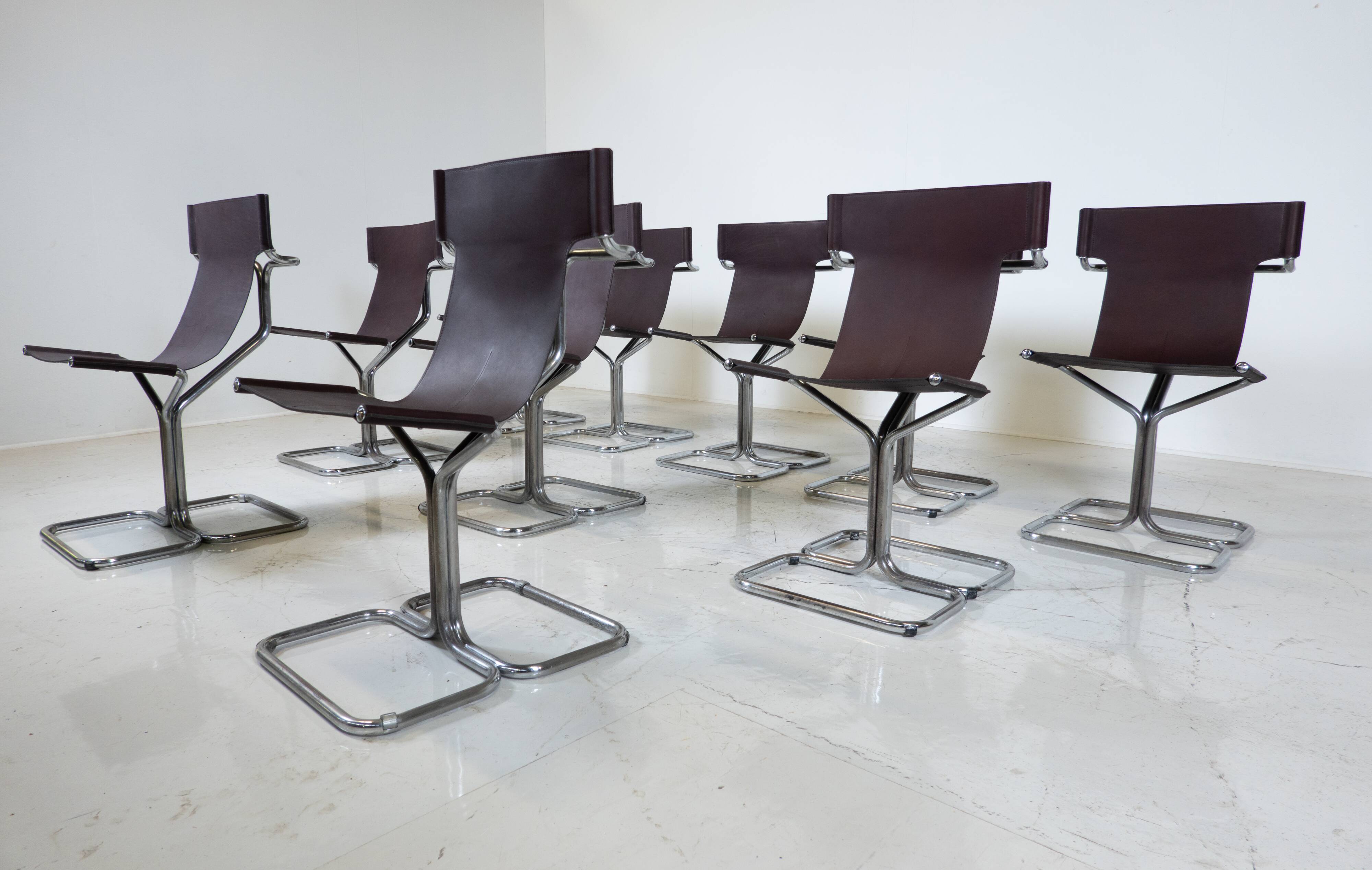 Mid-Century Modern Set of 10 'Topos' Chairs by Gruppo DAM for Busnelli, 1970s