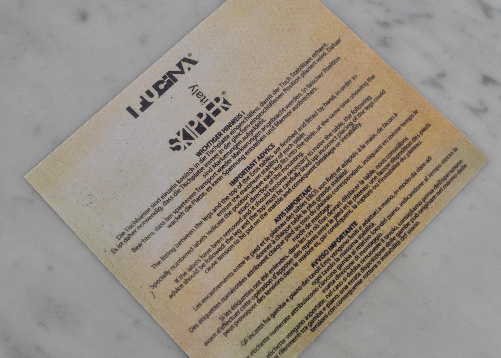 Round dining table Eros in Carrara marble by Angelo Mangiarotti for Skipper Italy 1970s