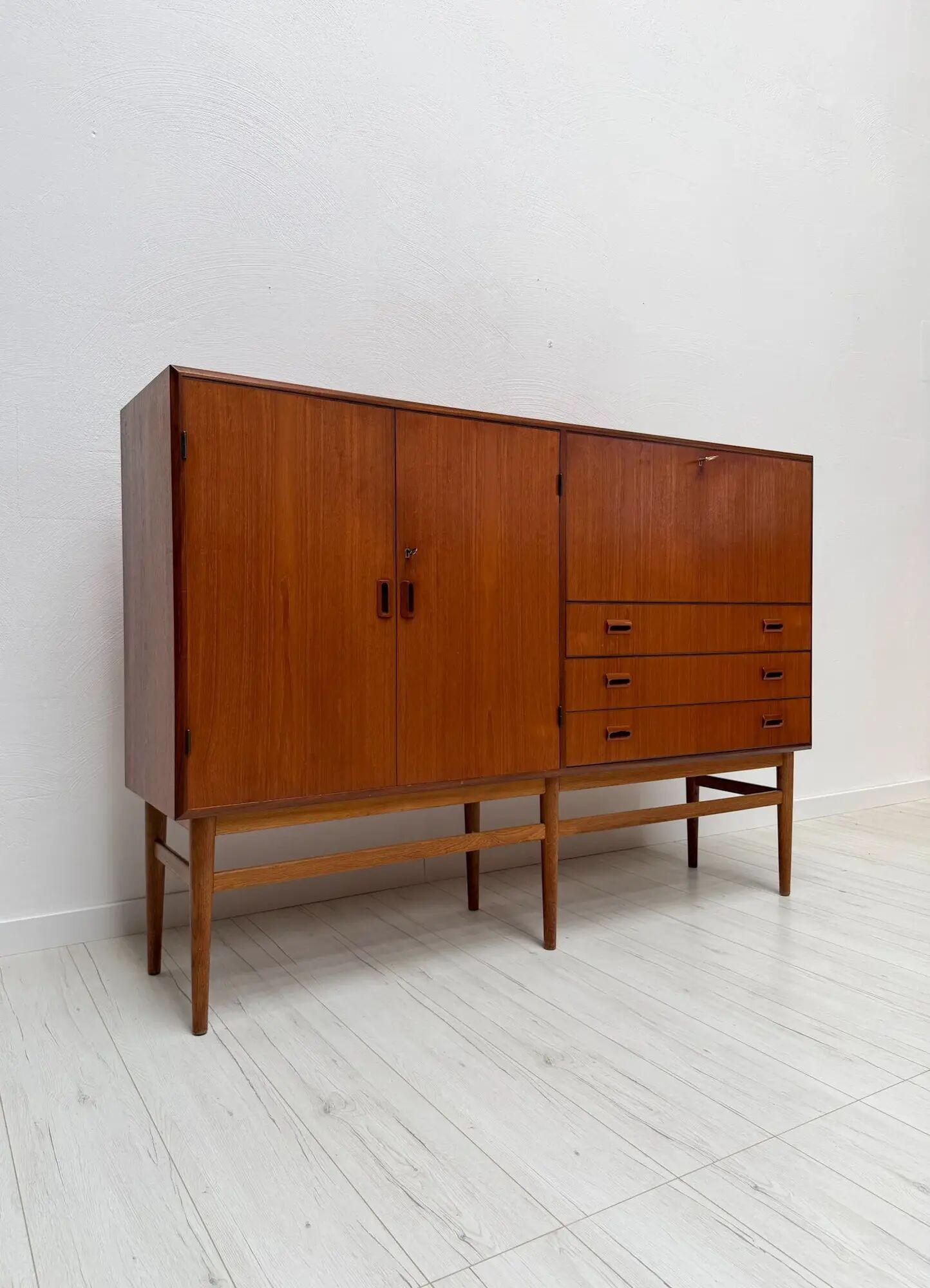 1960s vintage Danish sideboard highboard attributed to Børge Mogensen