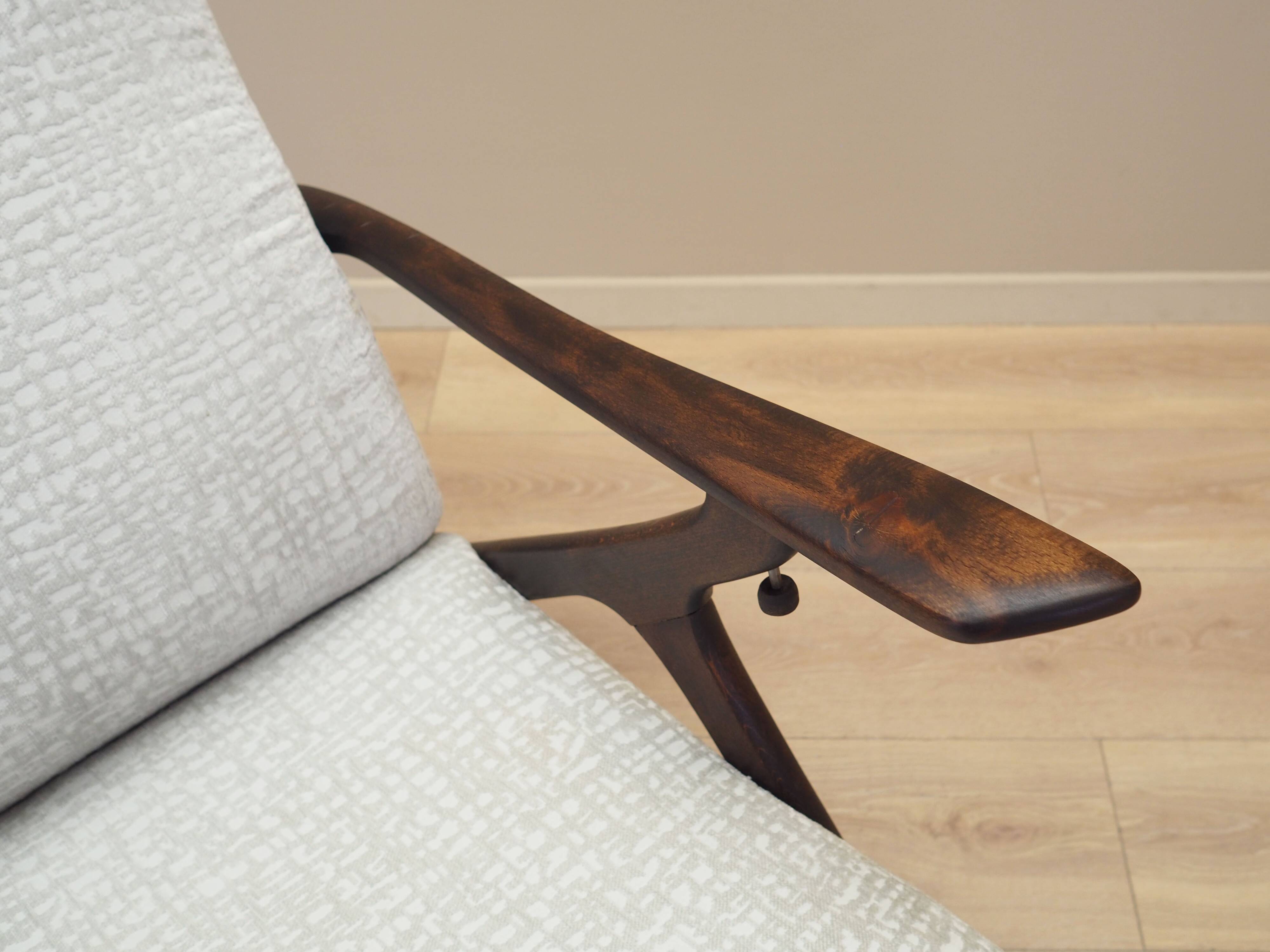 Beech armchair, Italian design, 1970s, production: Italy