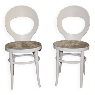 Pair of "seagull" chairs by baumann around 1970