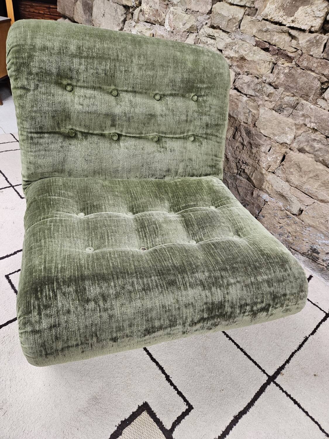Vintage fireside chair 1970"