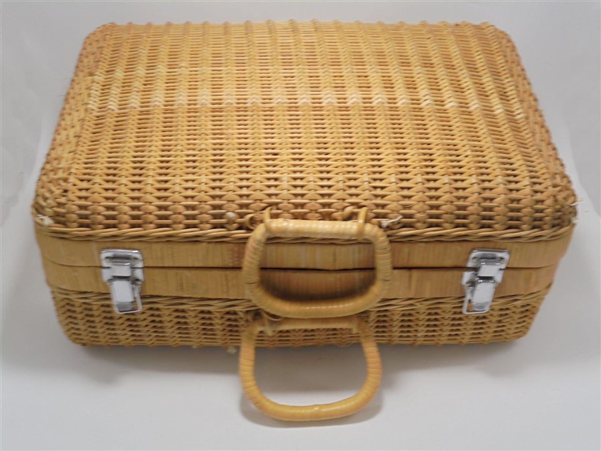 Valise en osier