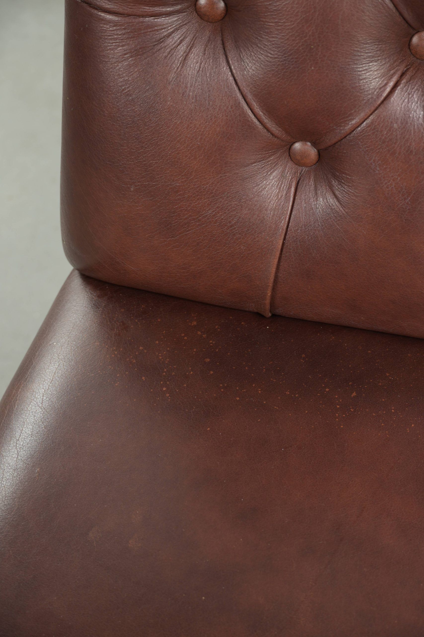 Set of 6 cognac-coloured cow leather Chesterfield dining chairs