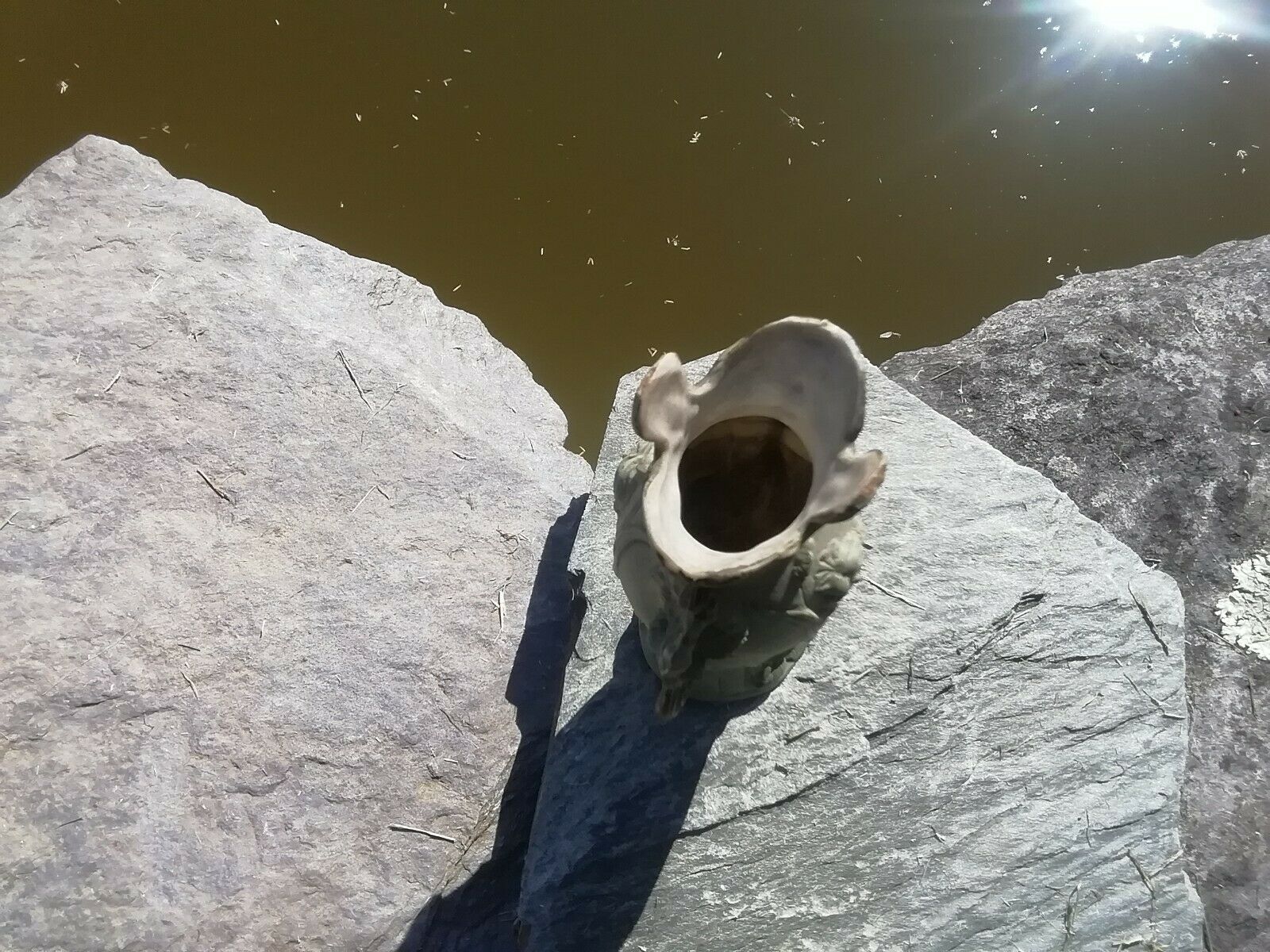 Vase en biscuit fin xixème
