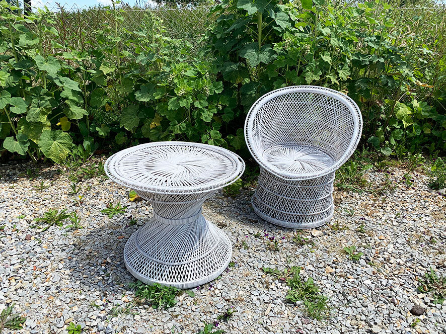 Old white rattan living room: 5 pieces of furniture