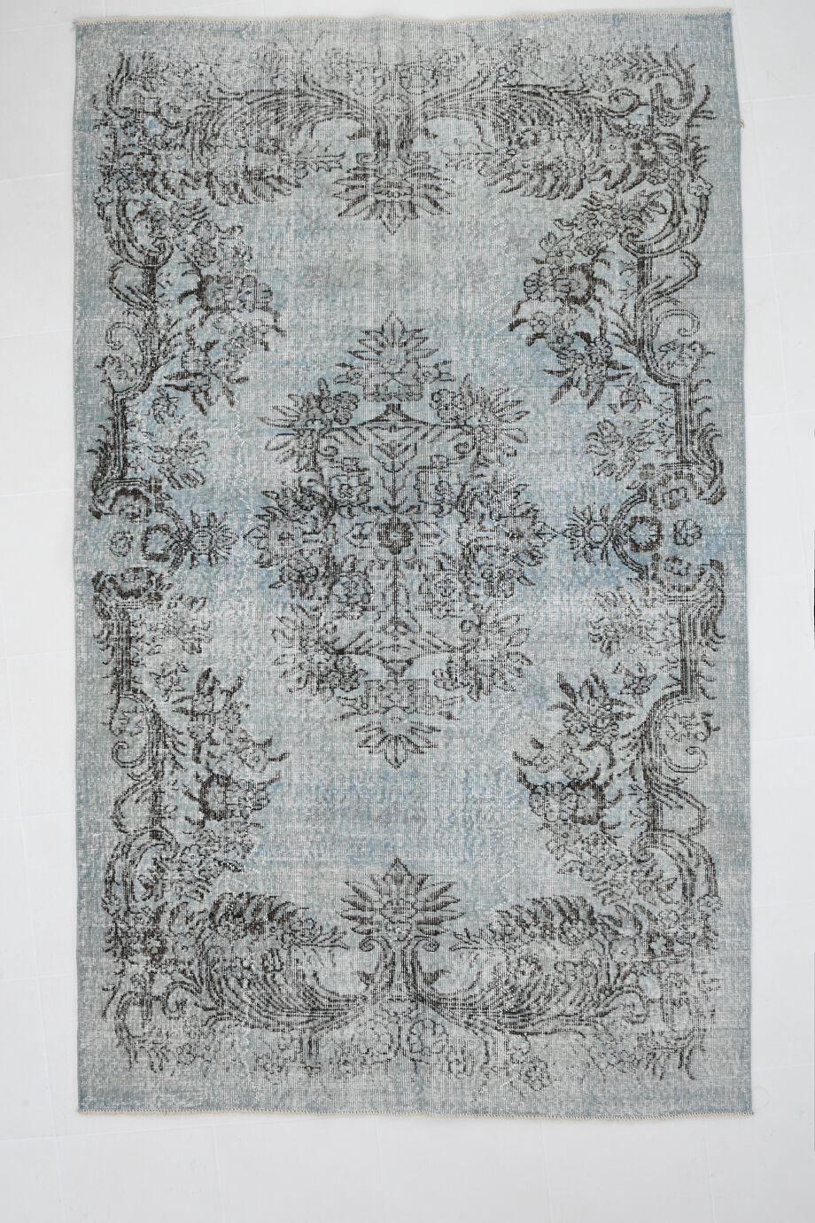 5x9 Classic Turkish Rug