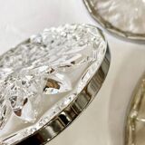 Dish and coaster in chiseled crystal and silver metal
