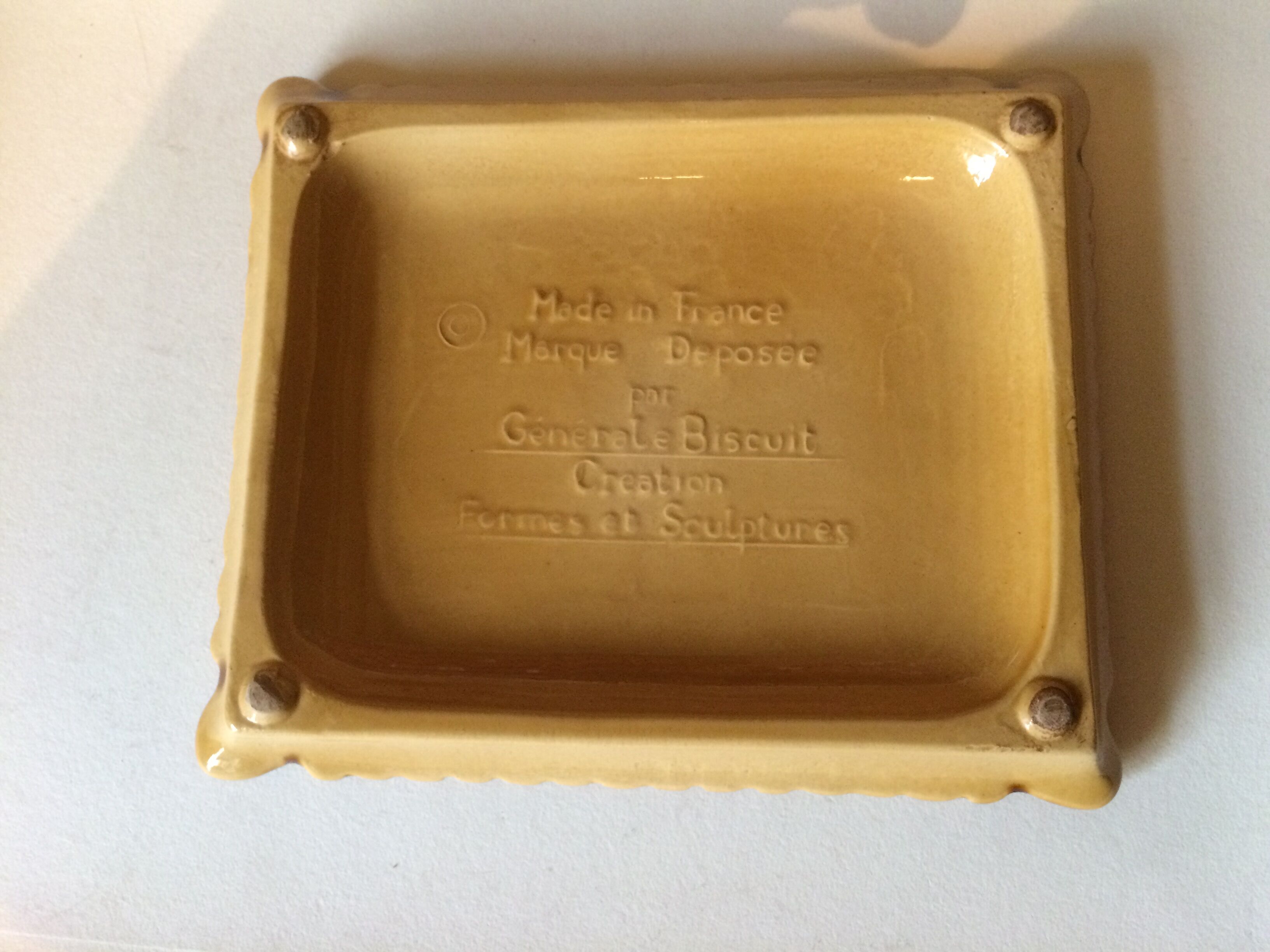 Ceramic flat bottom lu petit-beurre nantes