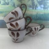 Set of 4 floral decorated bowls