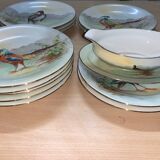 Set of 12 plates with ceramic saucière