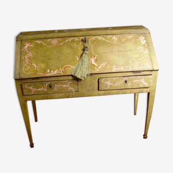 18th-century Venetian slope desk decorated with grotesque patinated green