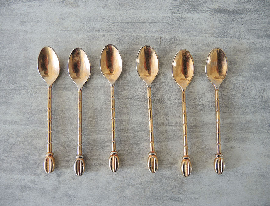 Coffret de 6 anciennes cuillères à café
