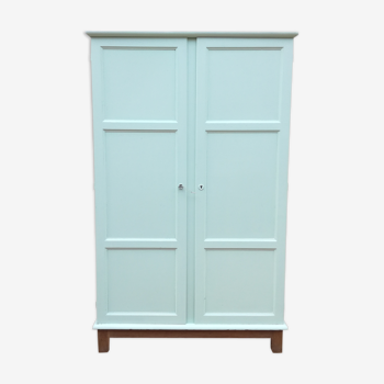 Armoire parisienne