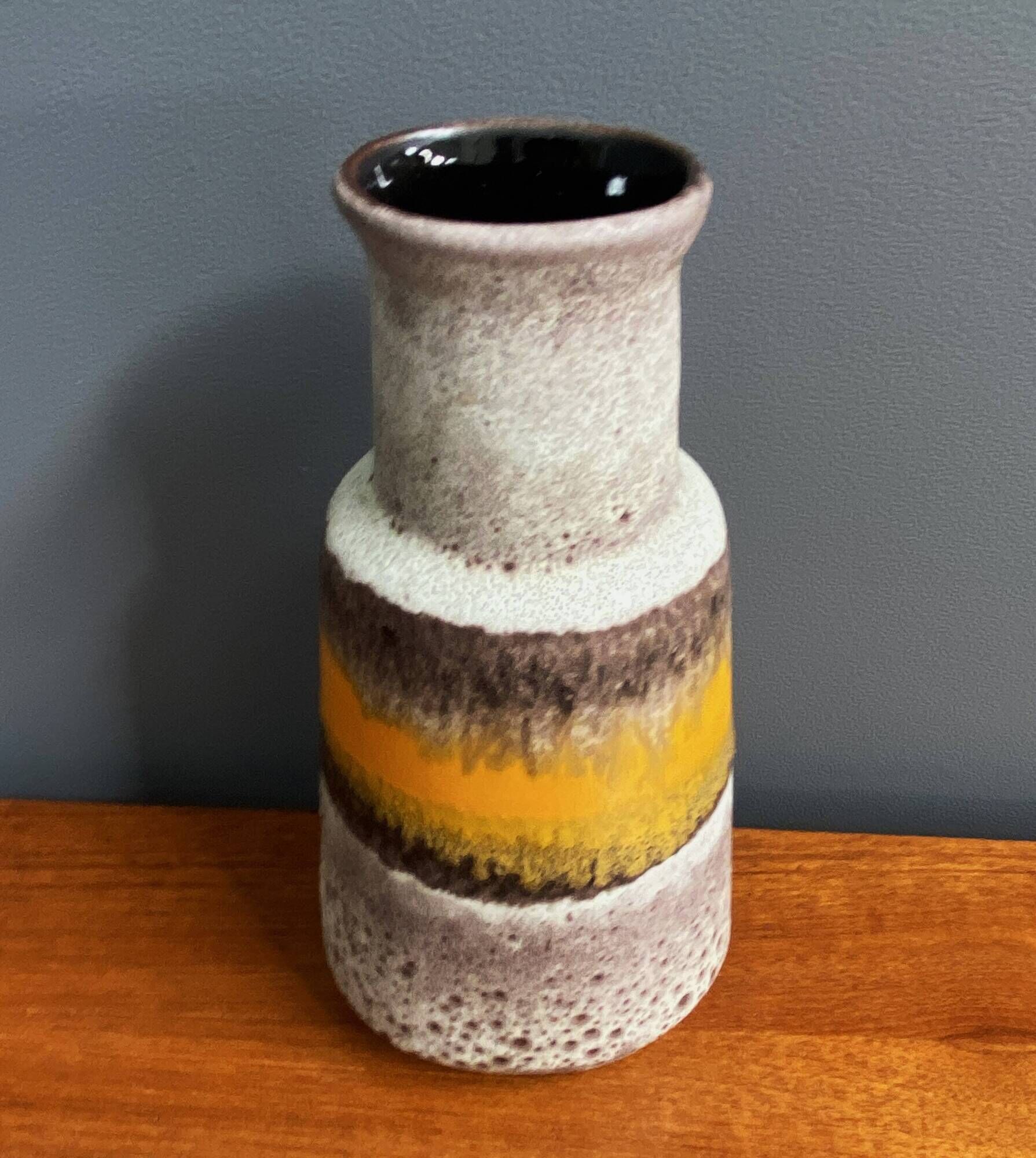 Oval U-keramik vase (uberlacker) model 14321, WGP 1960s