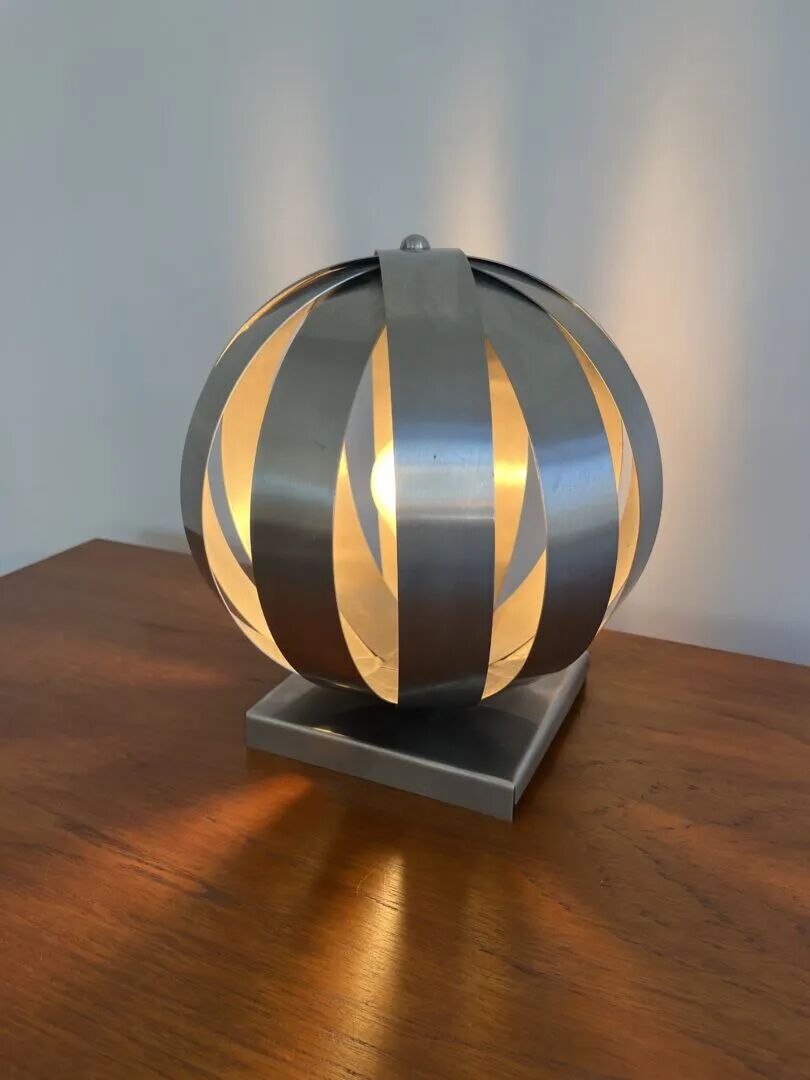Lampe lune en chrome