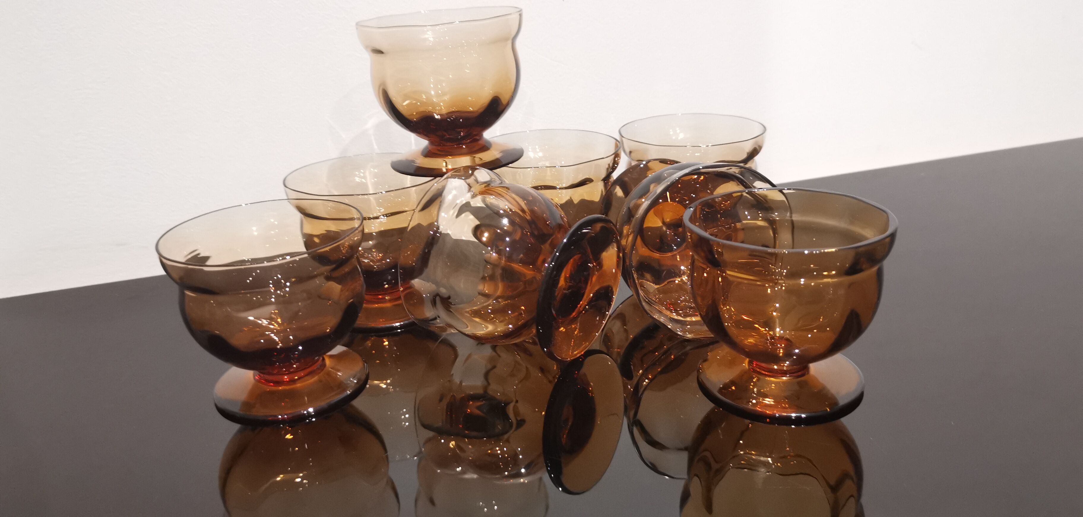 Set of 8 old vintage 70's amber brown cut glass glasses