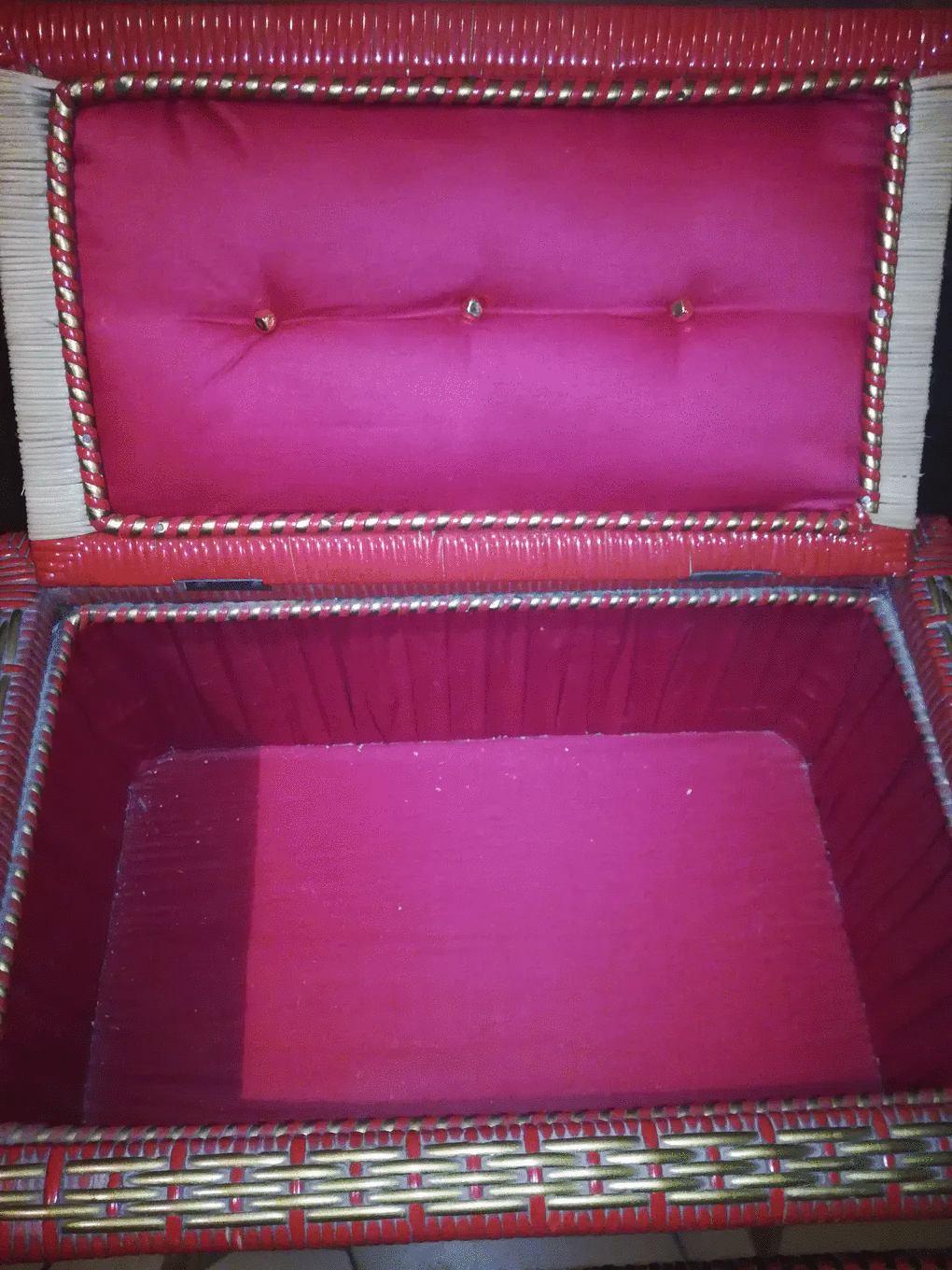 Rattan sewing bakset