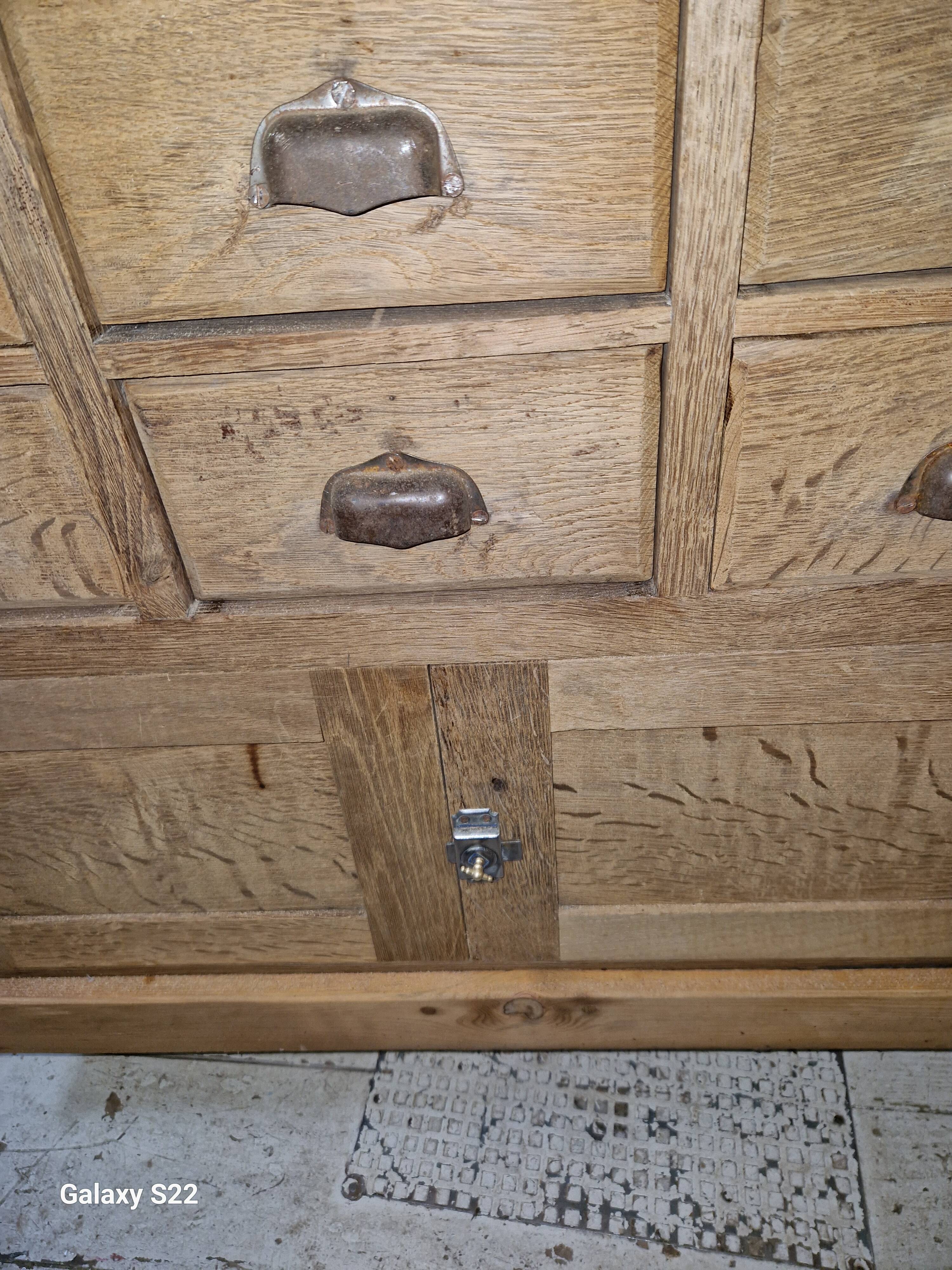 Accounting profession furniture