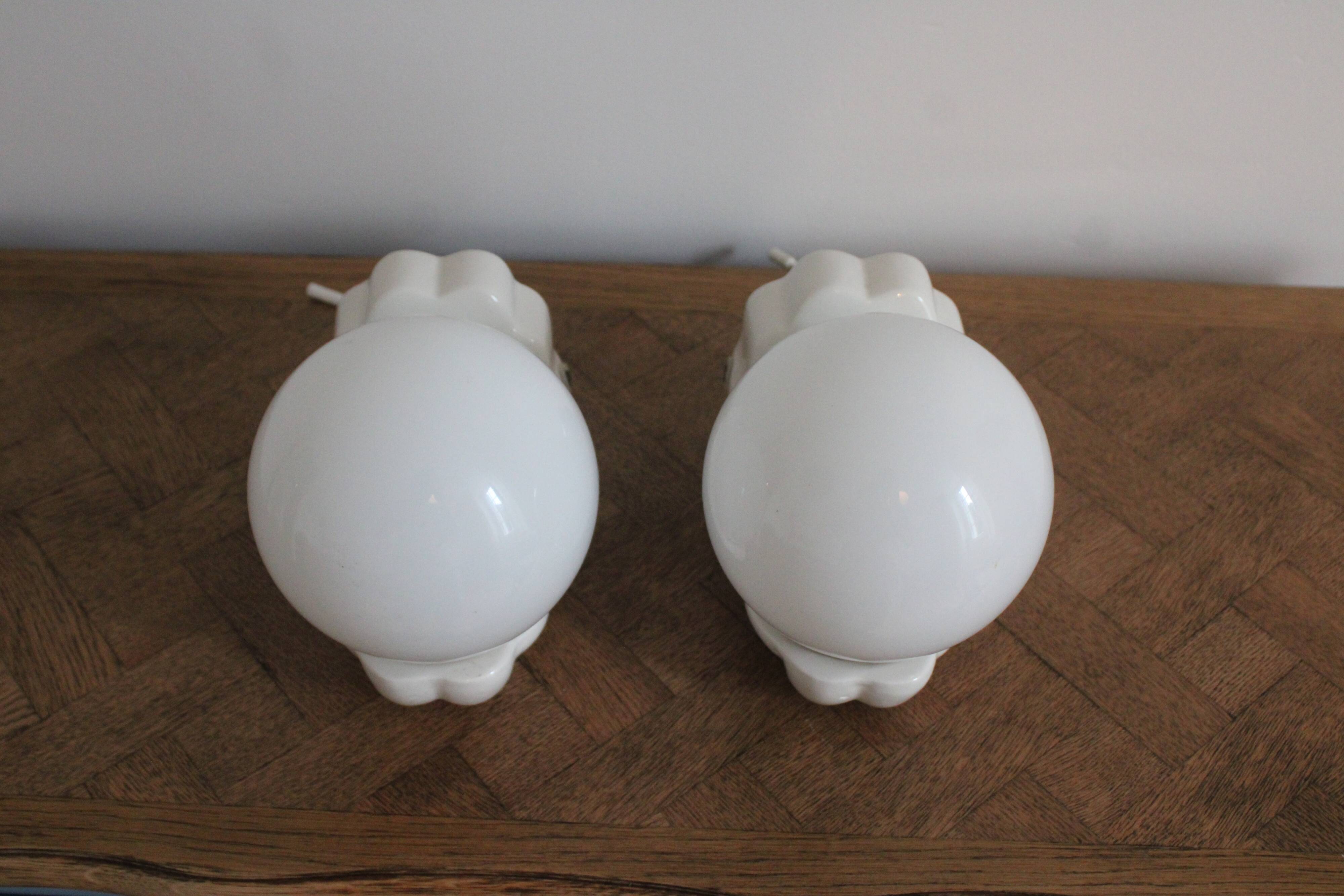 Pair of white ceramic wall lights, Bauhaus style, Italy