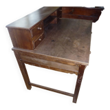 Tiered desk