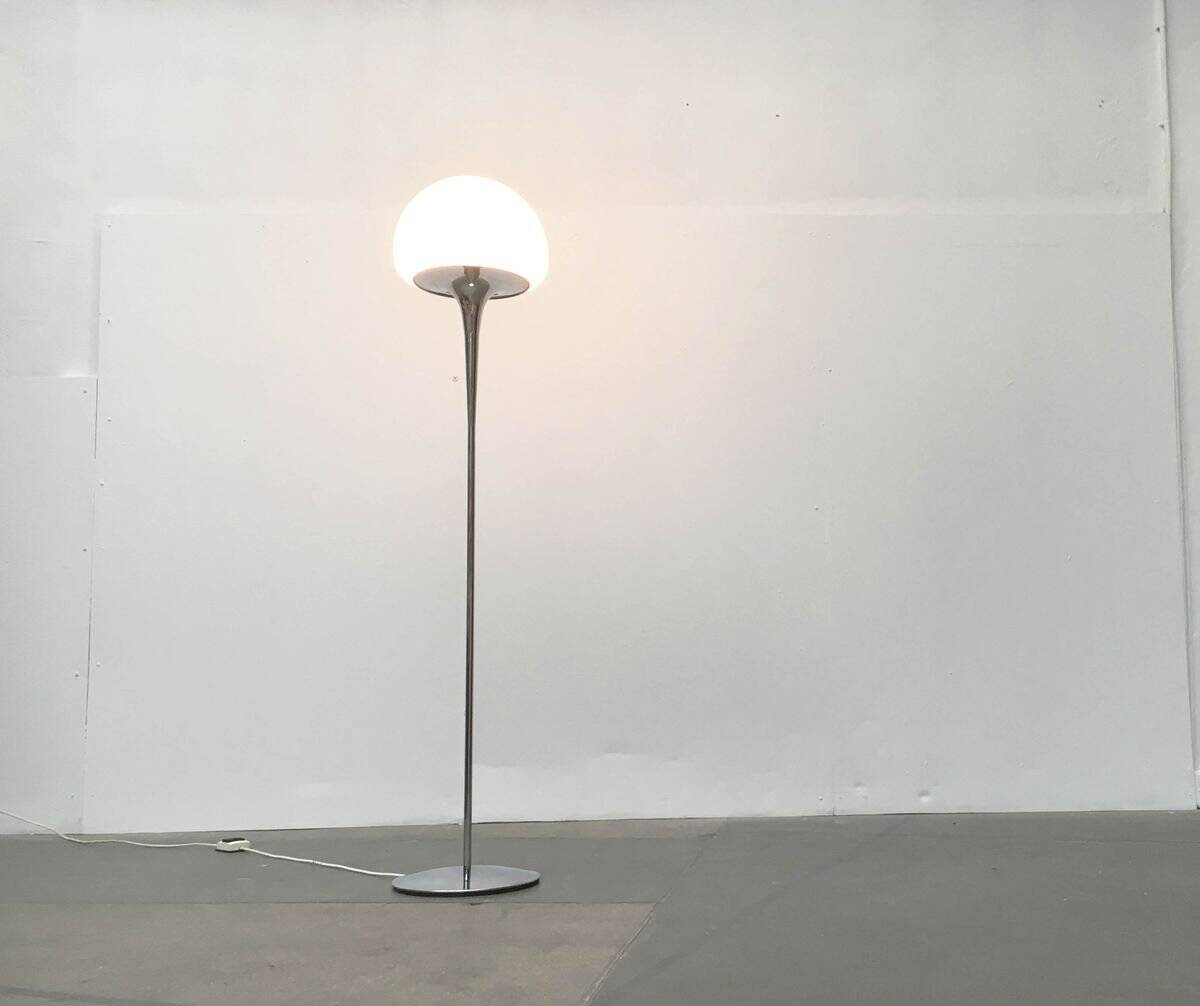 Mid-century Italian floor lamp by Goffredo Reggiani for Reggiani.