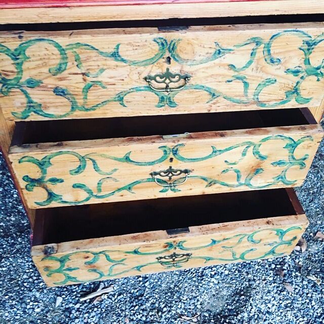 Savoyarde painted 3 drawer dresser