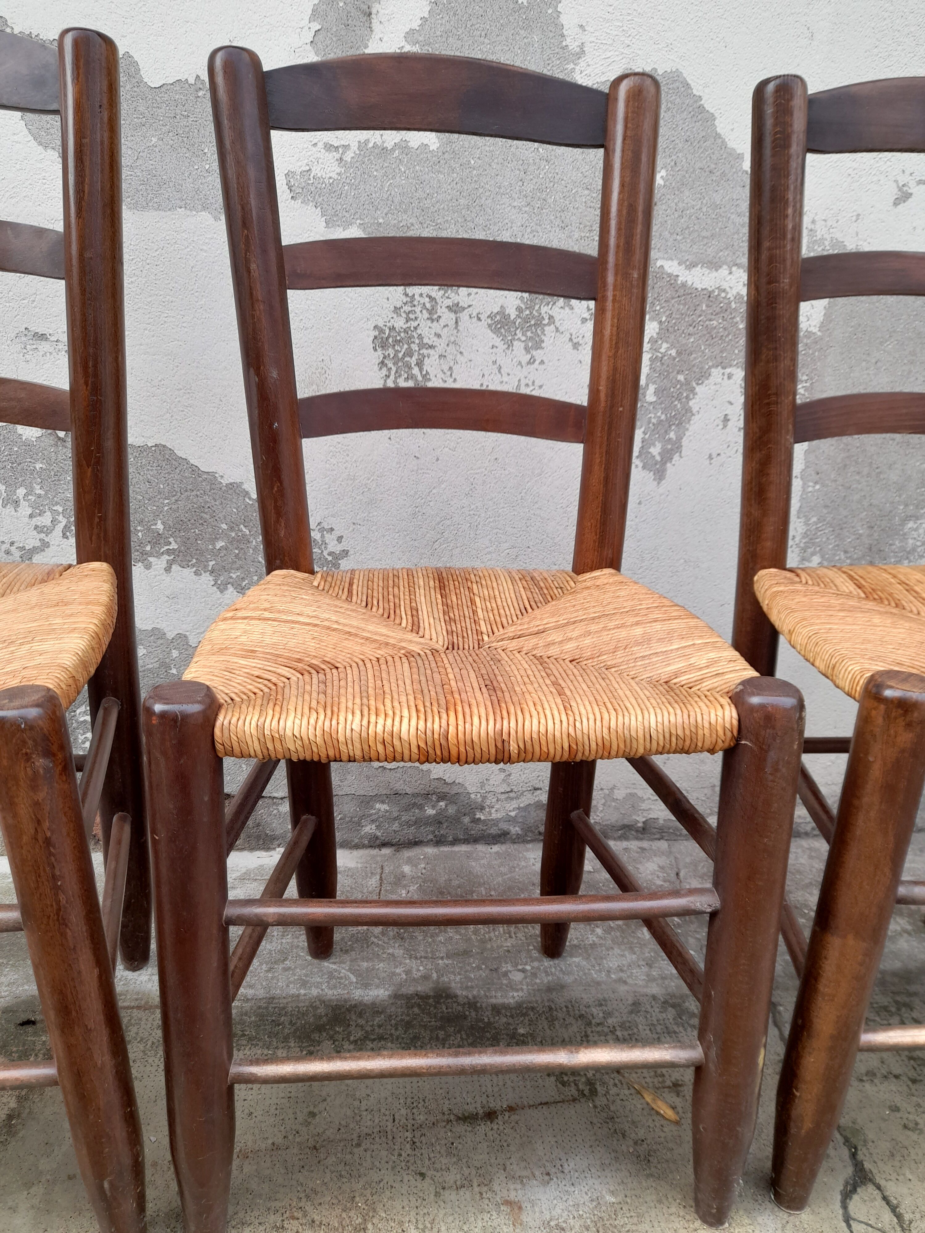 Série de 10 chaises paillé rustique anciennes
