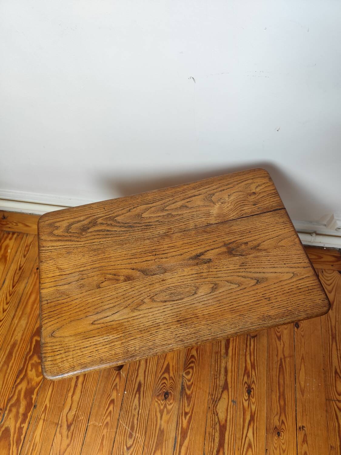 Coffee table / small desk