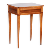 Biedermeier Side Table in Walnut, 1820s