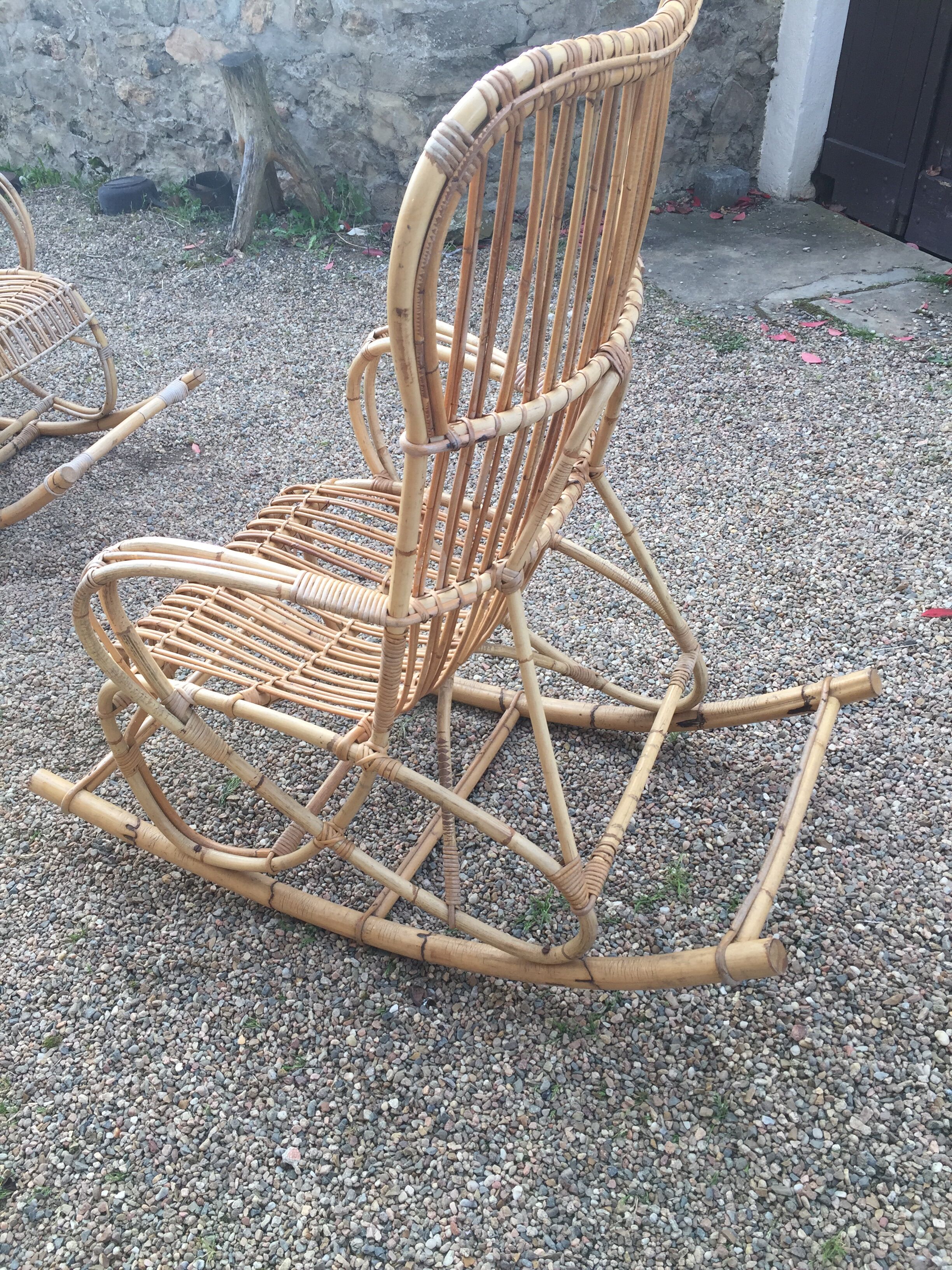 Rocking chair rattan