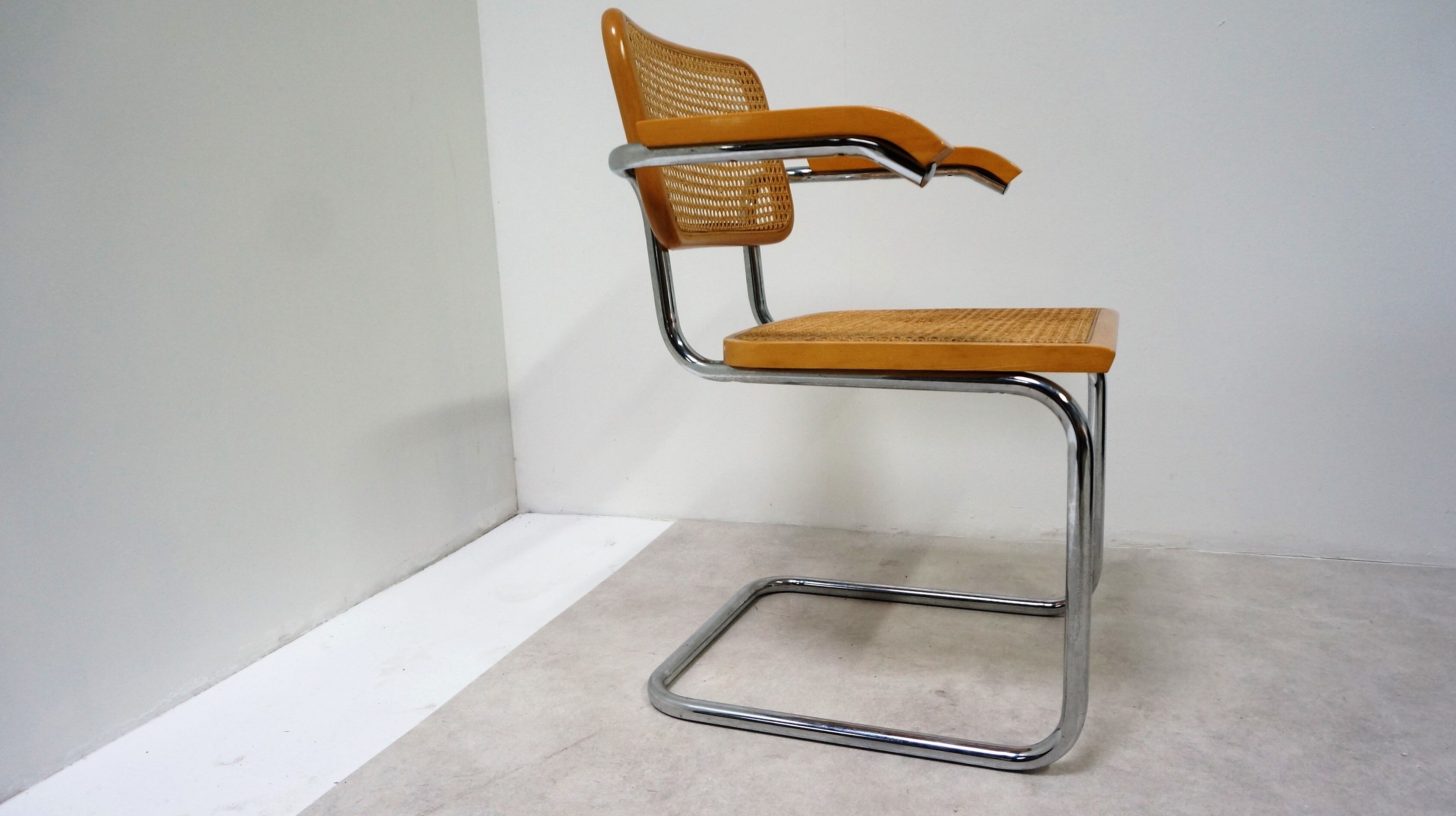 B64 Cesca armchair
