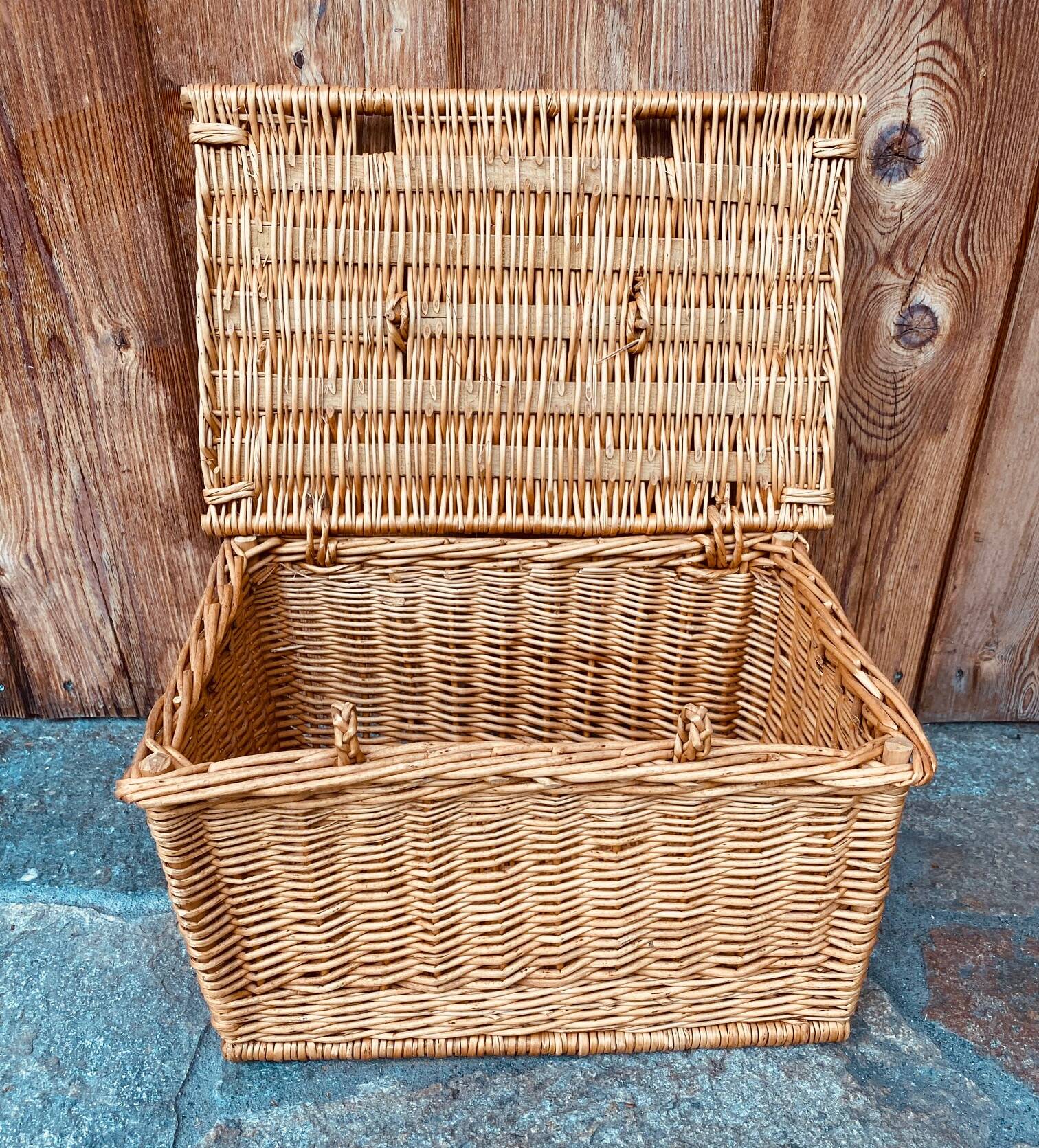 Vintage woven rattan briefcase