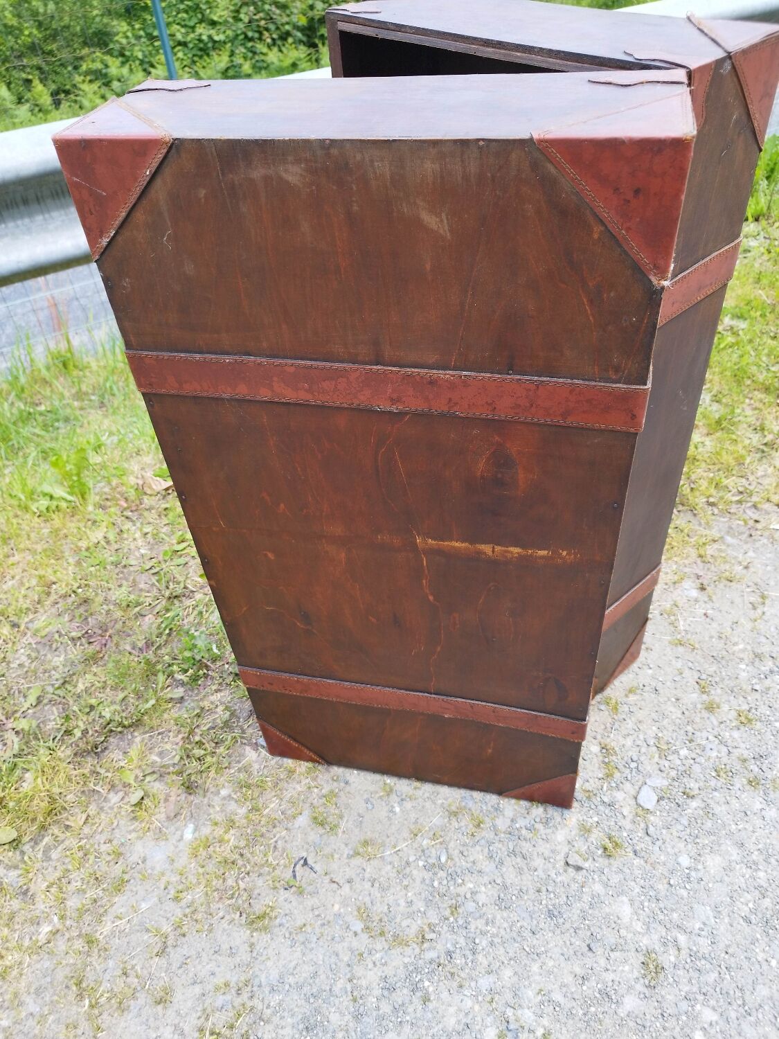 Furniture trunk wood coffee table shelves library suitcase