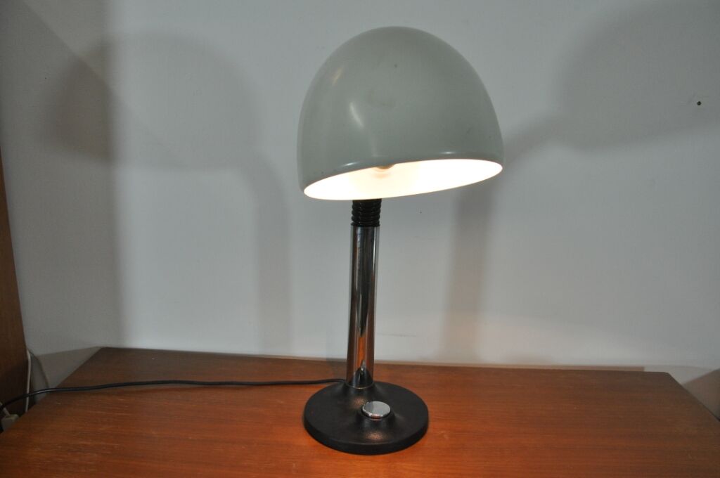 Egon Hillebrand of the 1970s design articulated lamp
