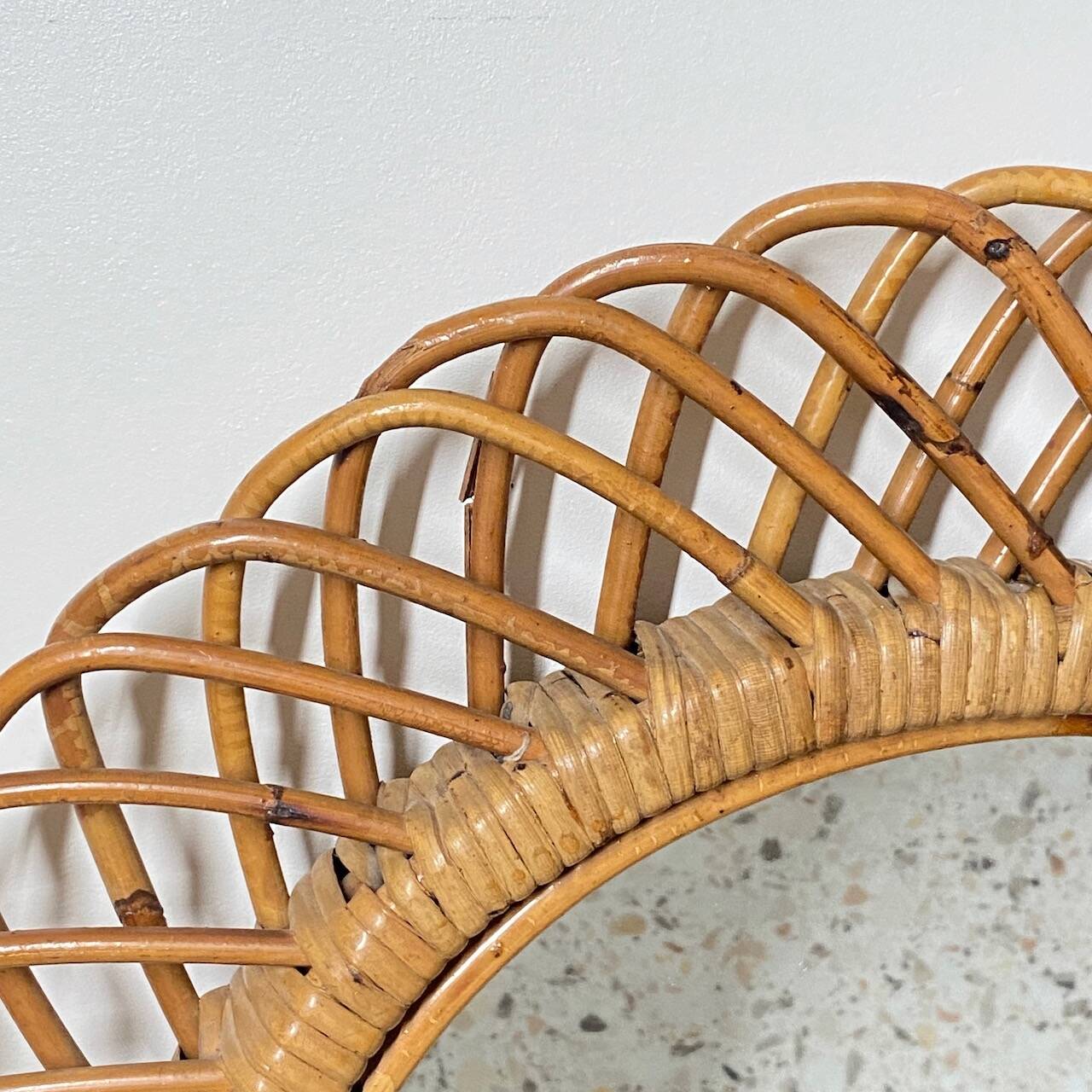 Oval rattan mirror style Franco Albini - 1960's