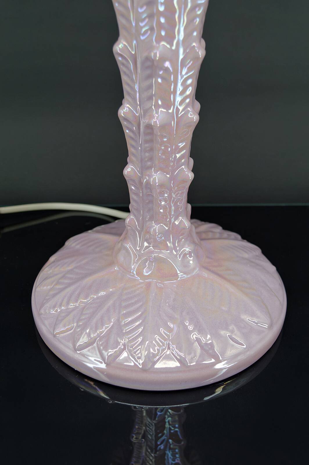 Palm tree lamp in pearly pink ceramic, Italy, circa 1960