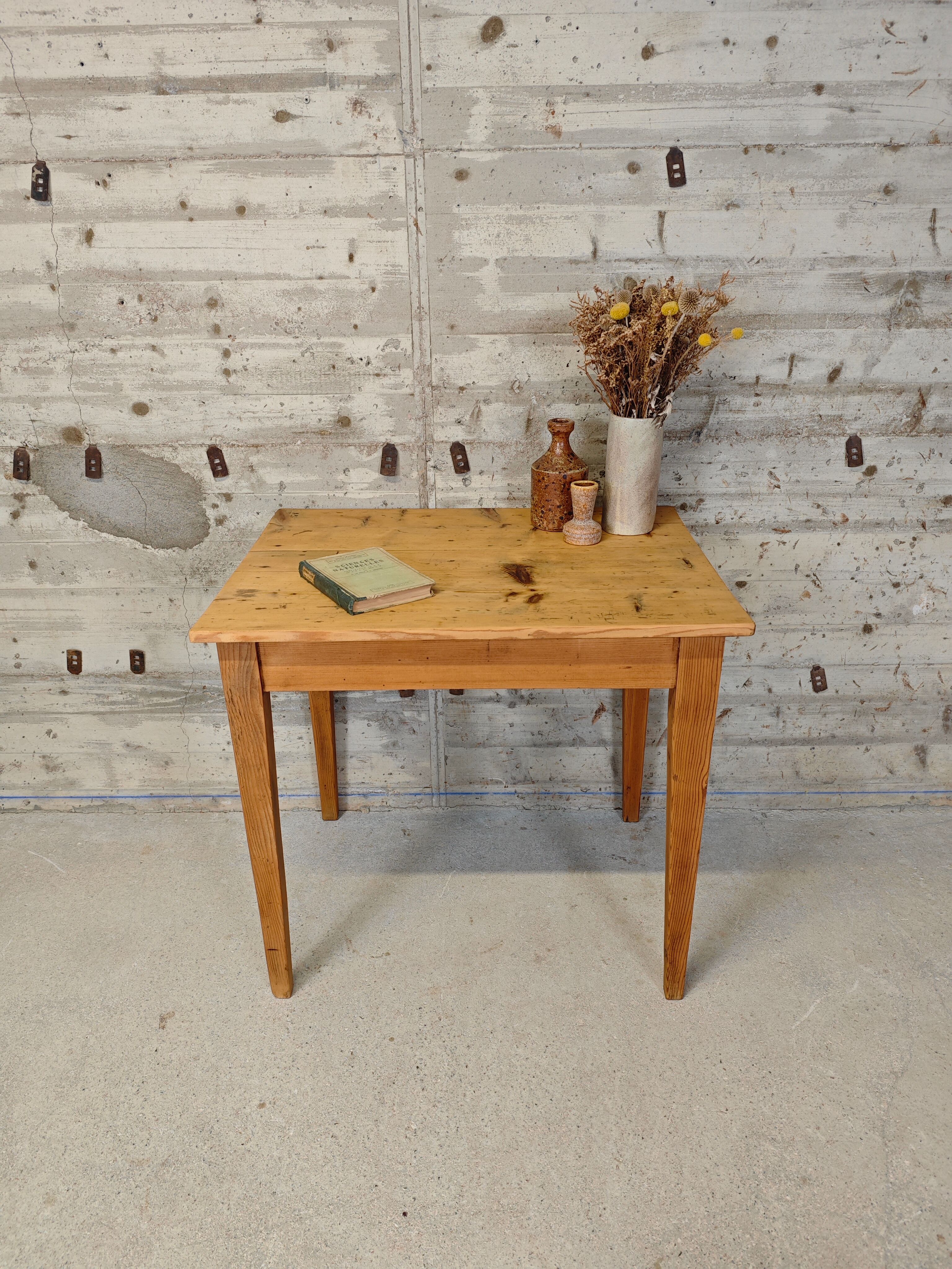 Side table/ desk in fir wood
