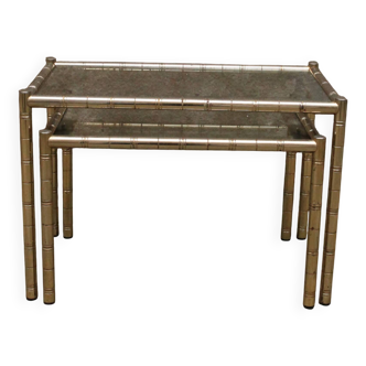 Paire de tables basses gigognes en métal doré effet bambou