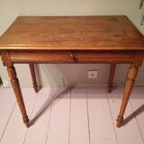 Desk in pitchpin