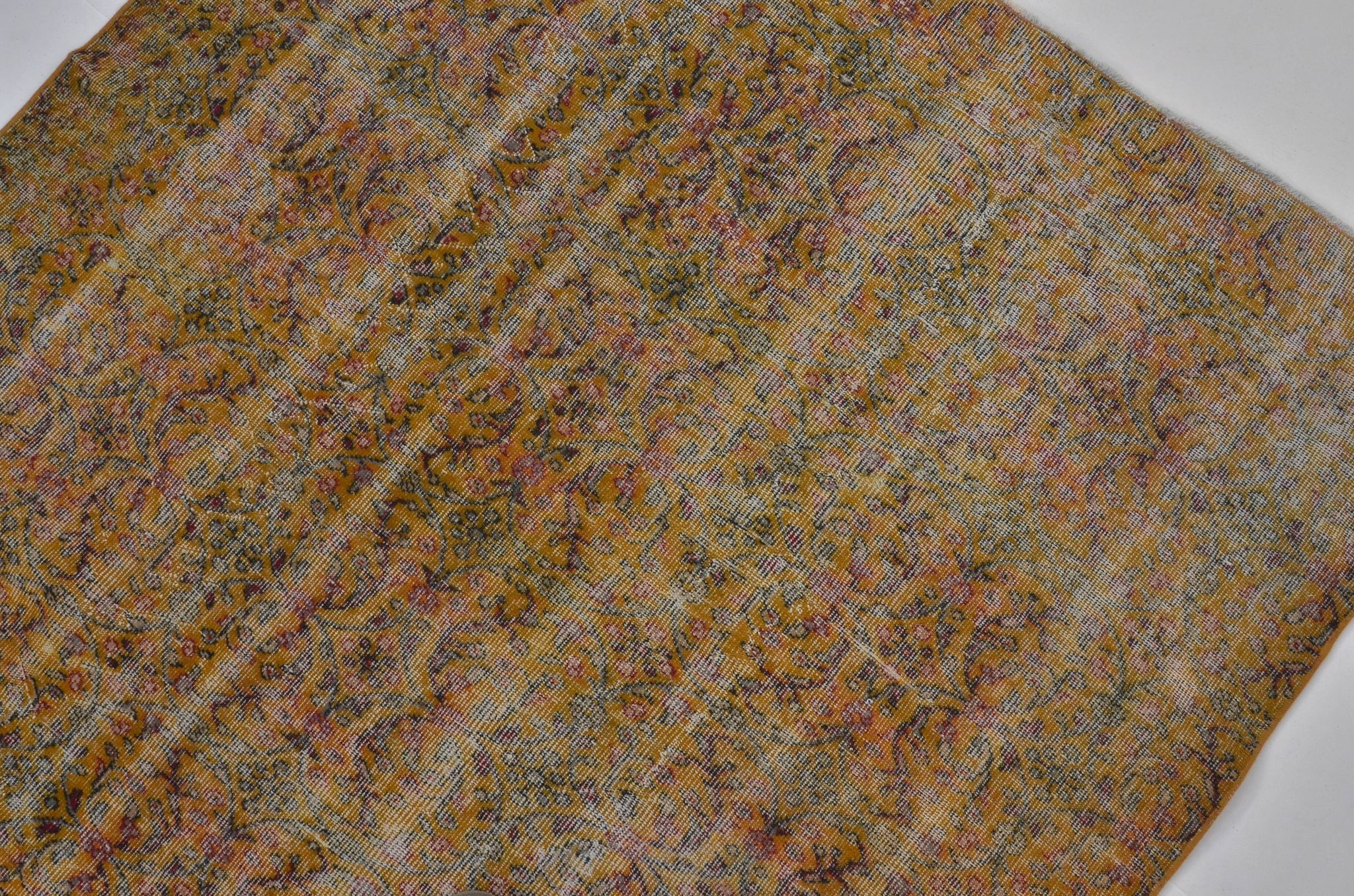 Tapis tribal orange
