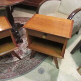 Pair nightstands vintage