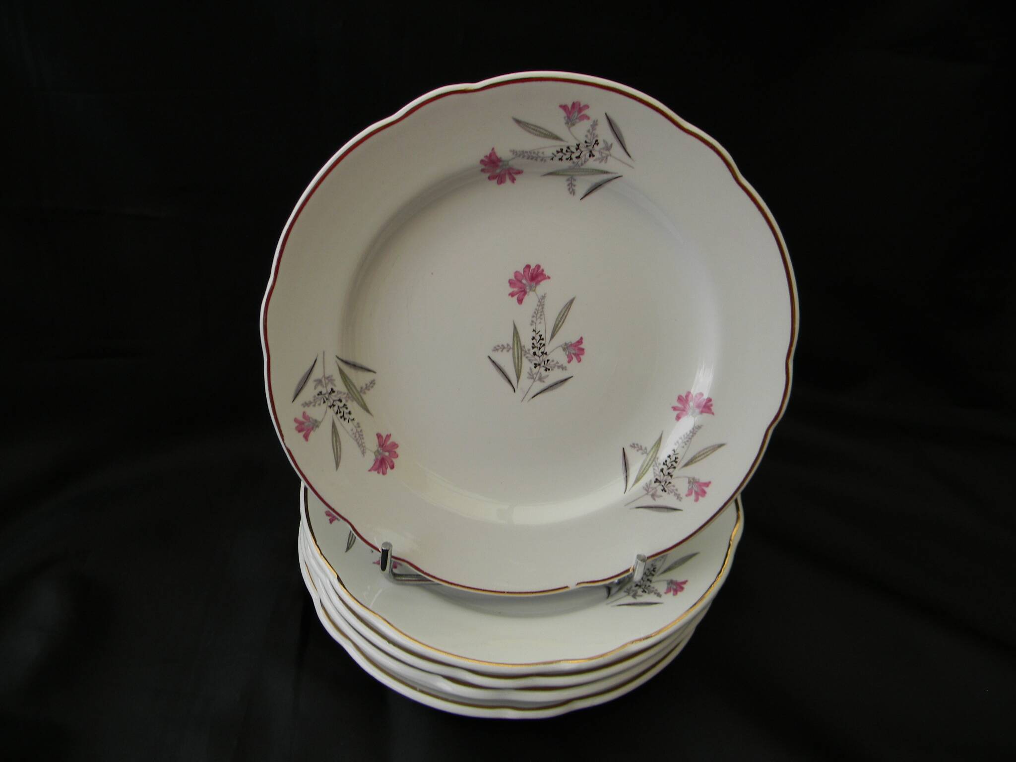 6 dessert plates in earthenware from SARREGUEMINES. DAMPIERRE model.